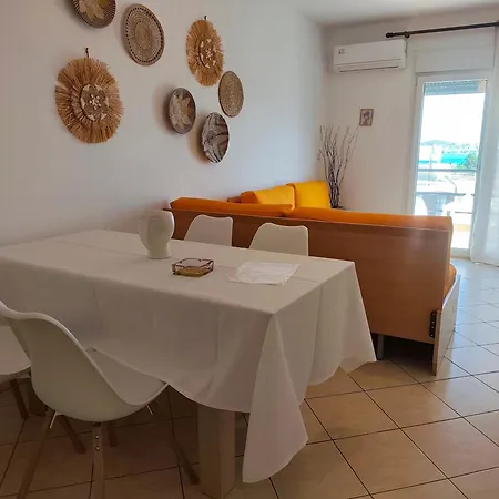 Seagull Apartment